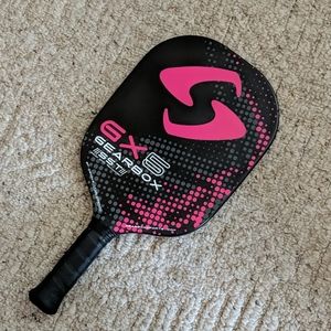 Pickleball paddle